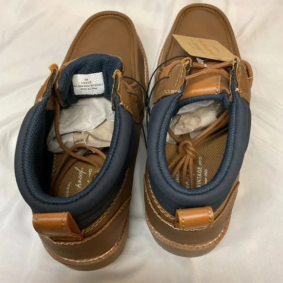 Weatherproof Vintage Chukka Style Boot - Picture 12 of 12